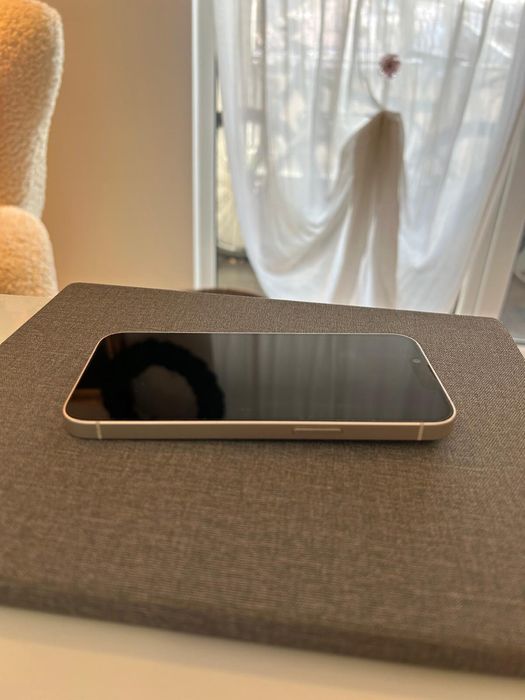 Vand iPhone 14 Alb 512gb