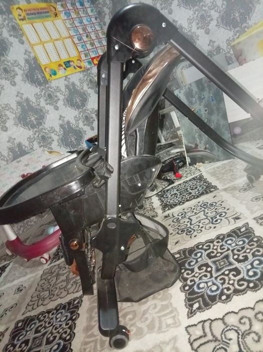 Болалар  учун овкатланиш столи
