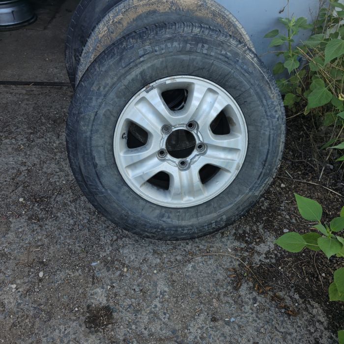 Б.   у.     резина с дисками от крузака