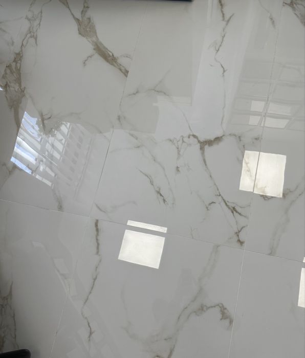 60 mp Gresie Alba cu insertii 120*60
