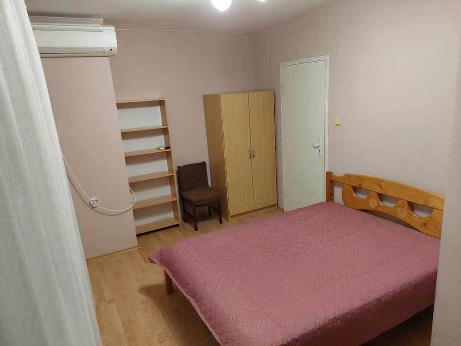 Тристаен апартамент под наем, Окръжна болница - Варна