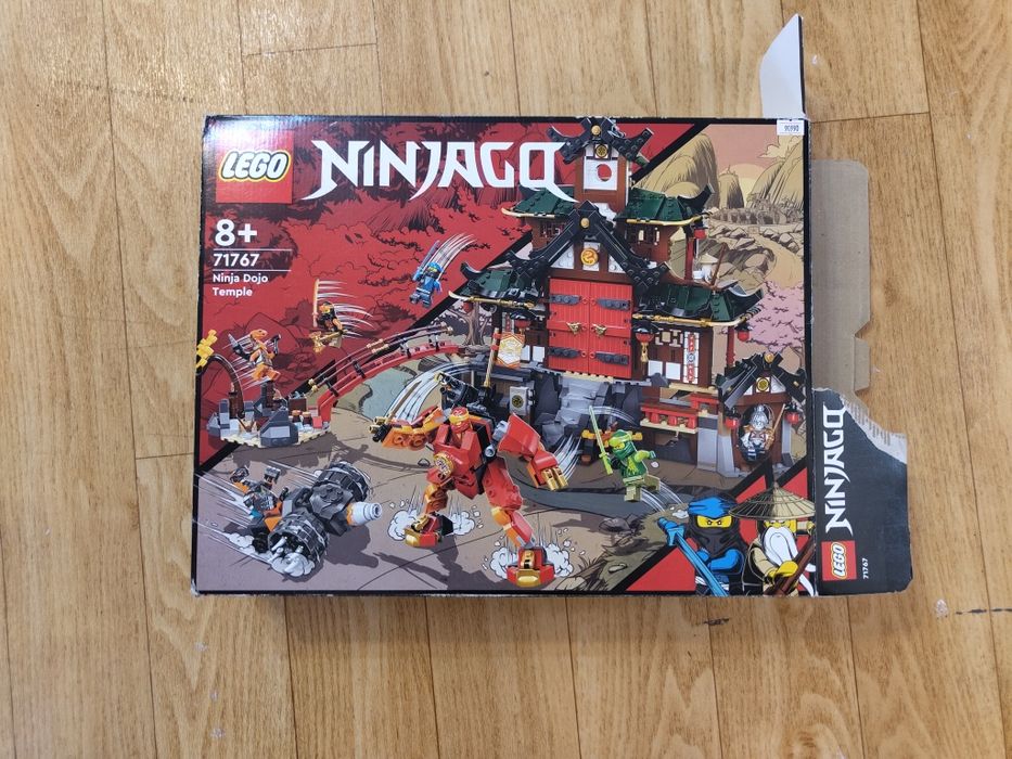 продаю Lego Ninjago храм додзё (71767)