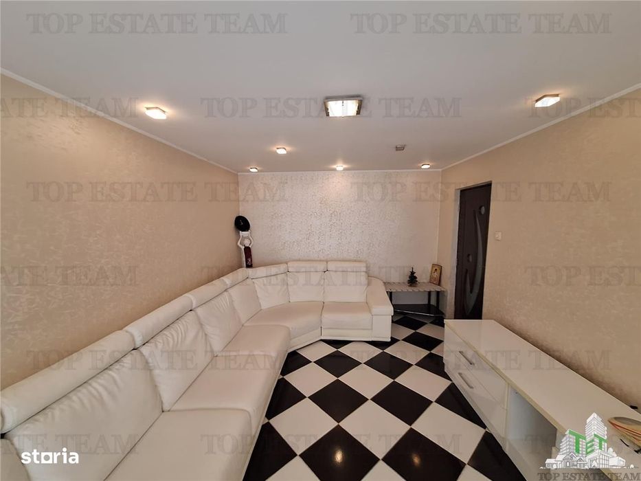 Apartament 3 camere - Calarasilor - vanzare - Braila — fotografia 1