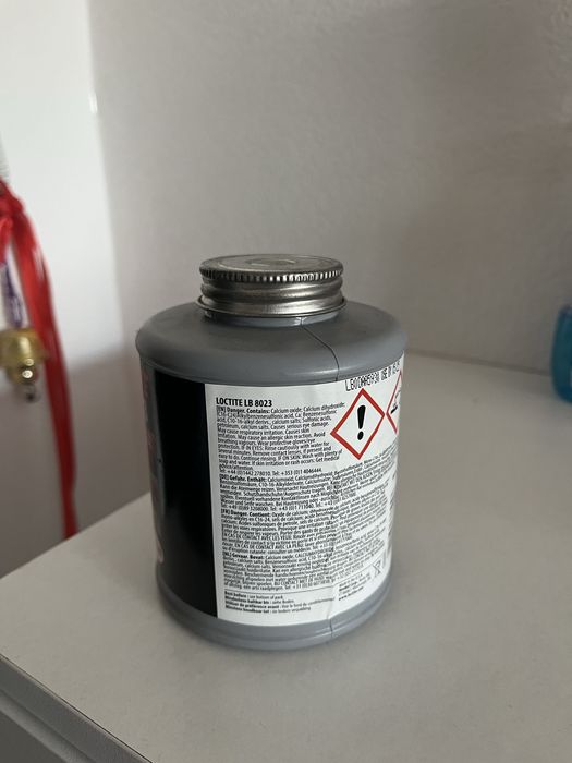 Loctite LB8023/453g.
