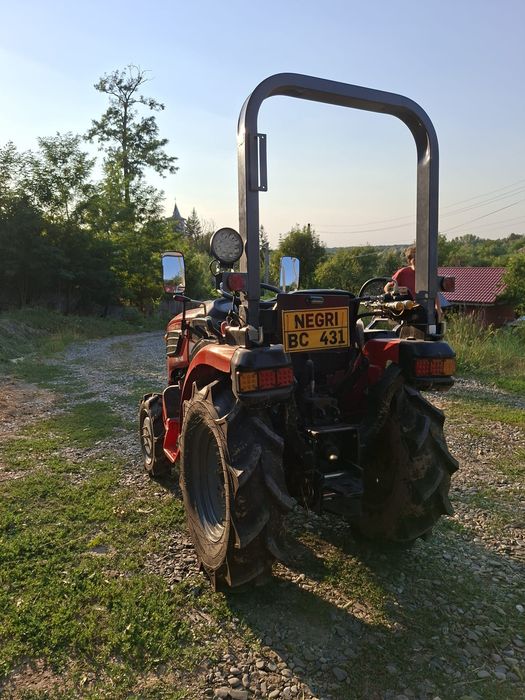 Tractor de vânzare