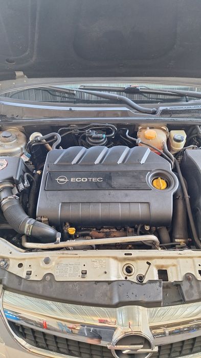 Нов внос автомобил от Австрия с предно счупено стъкло и повредена турб