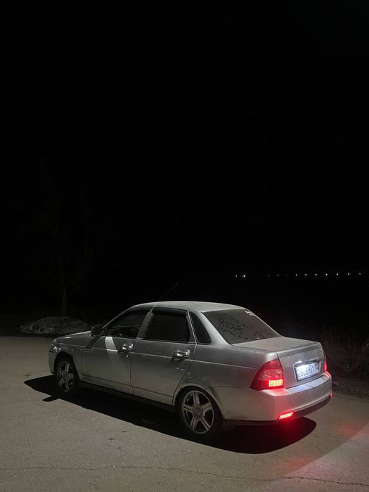 Продам приору 2013 года