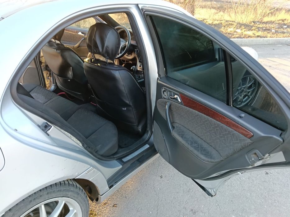 Продам мерседес С 230