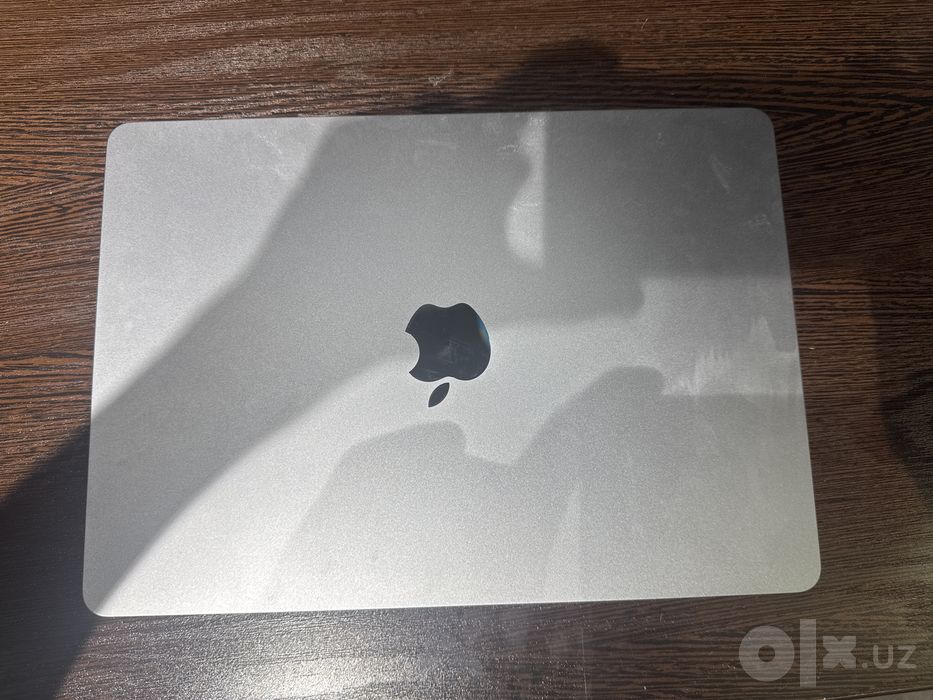 Macbook Air m2 8/256