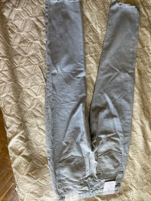 Дънки Bershka  чисто нови