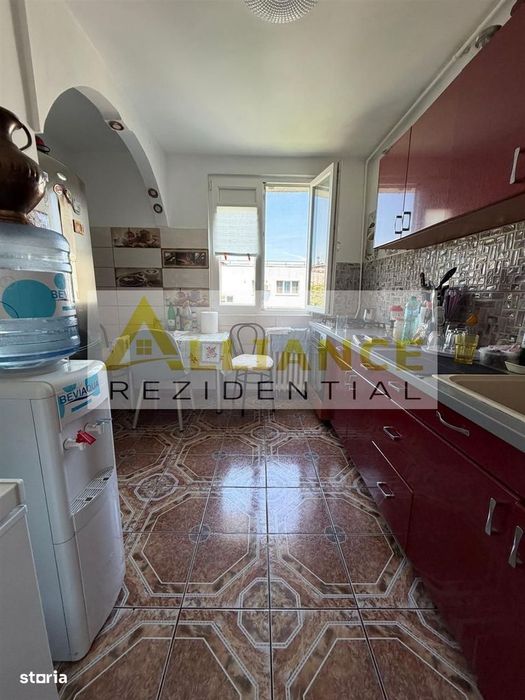 Sector 3 Apartament 4 camere 2 bai 815 mp