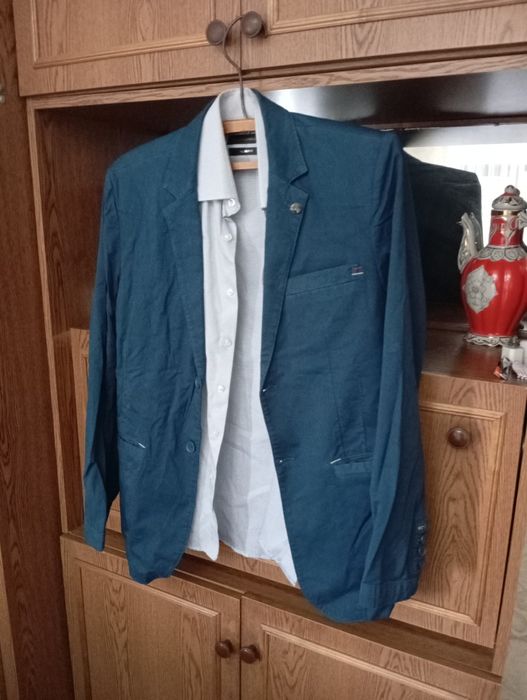 Пиджак мужской с рубашкой