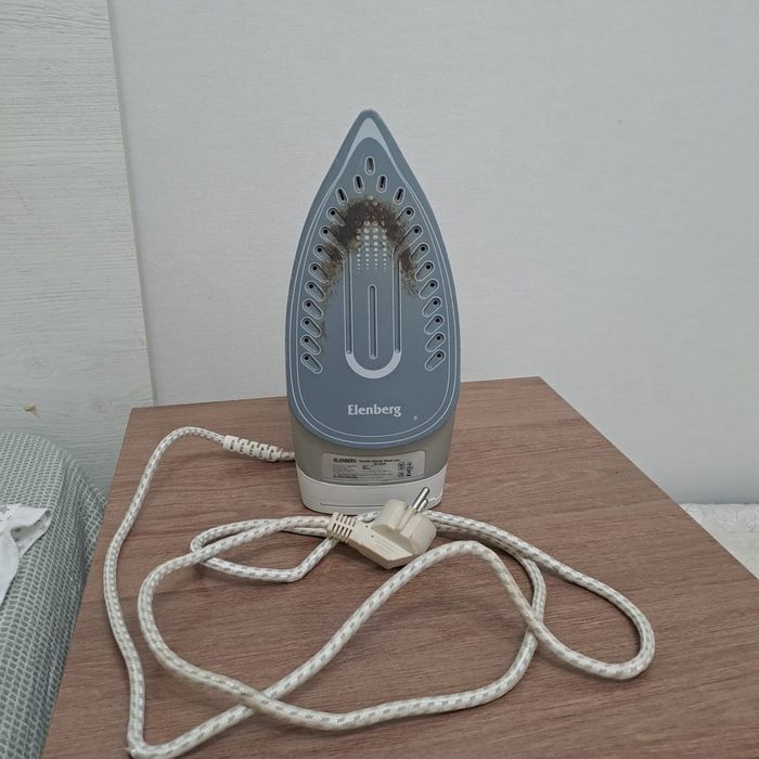 Продам утюг, б/у, 2тыс.тенге