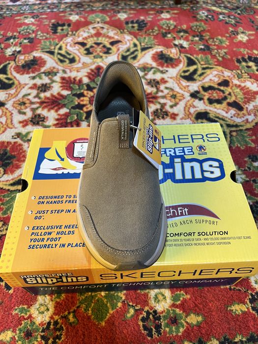 кроссовок skeachers