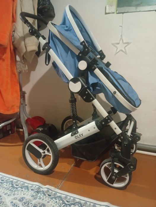 Продам детскую коляску