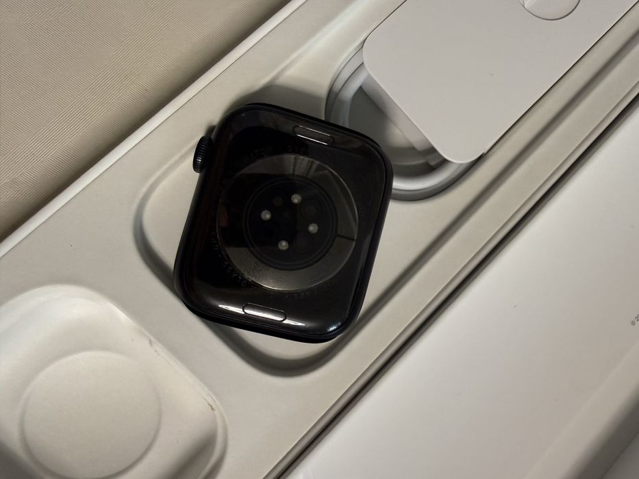 Apple watch Series 8 45mm