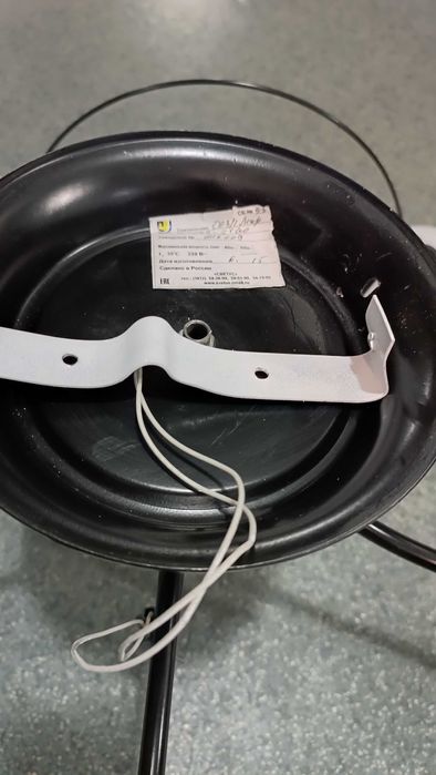 Люстра пятирожковая в отличном состоянии