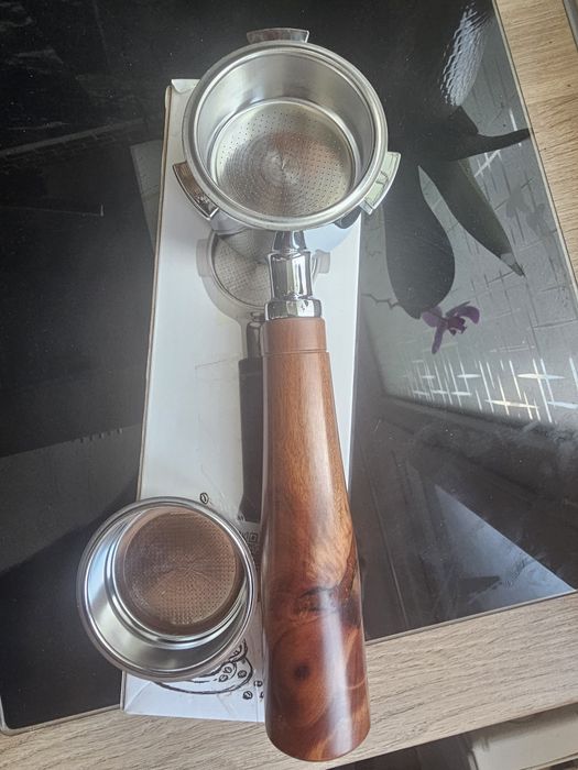 Portafiltru Bottomless (fără fund) 51mm – Mâner din Lemn (Nou)