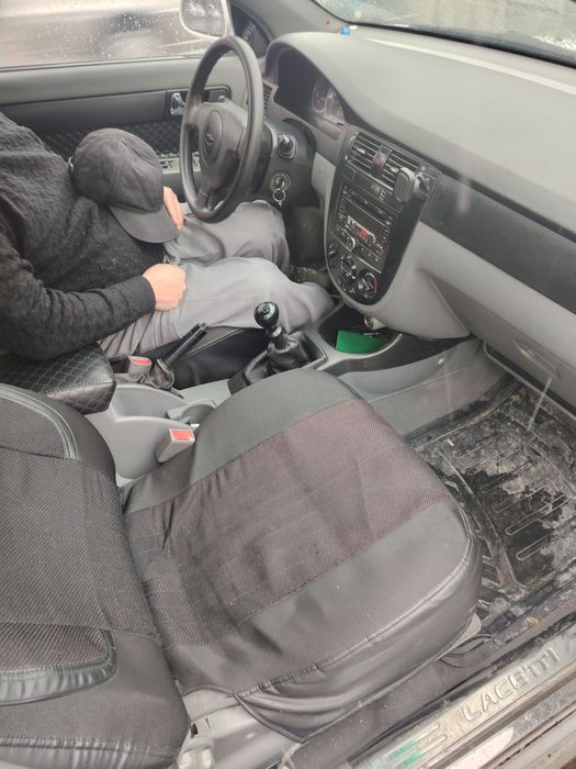 Lasetti 2010 Srochno