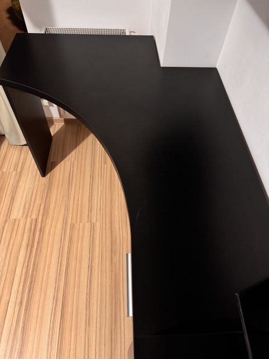 Birou negru spațios, ideal pentru lucru, gaming sau studiu – 140 x 50 x 79 cm