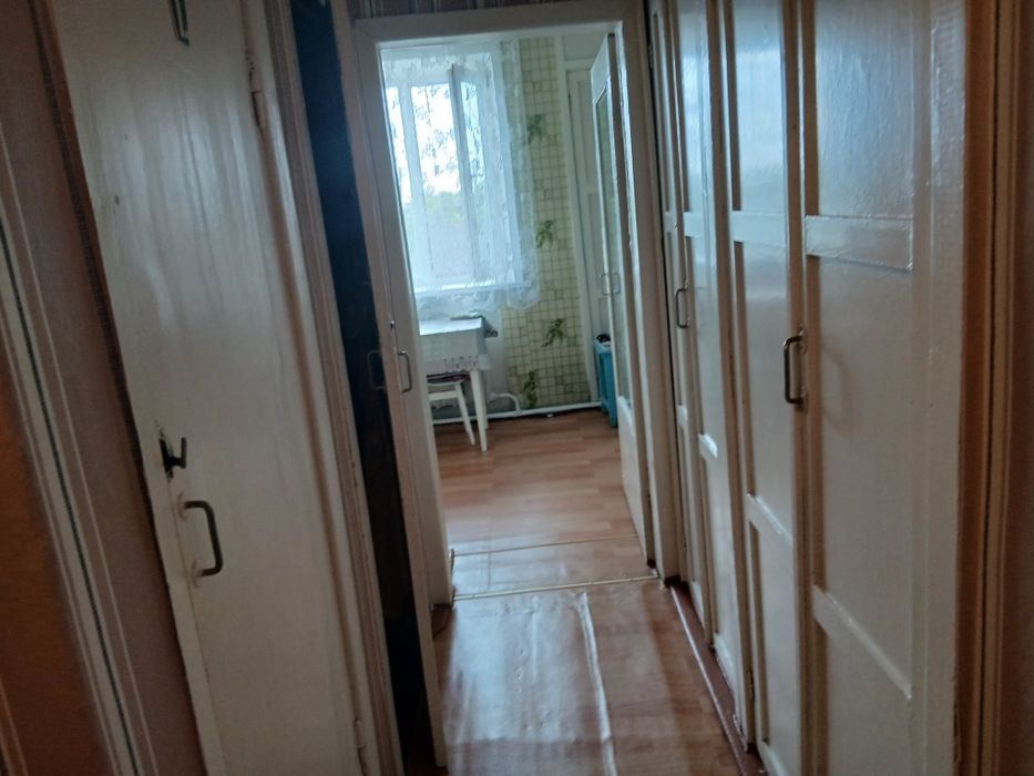 Продам полуторную квартиру