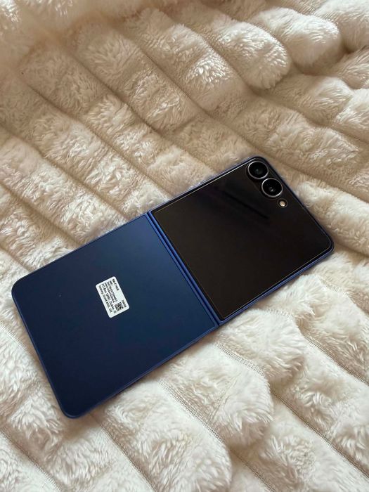 Samsung Z Flip 7