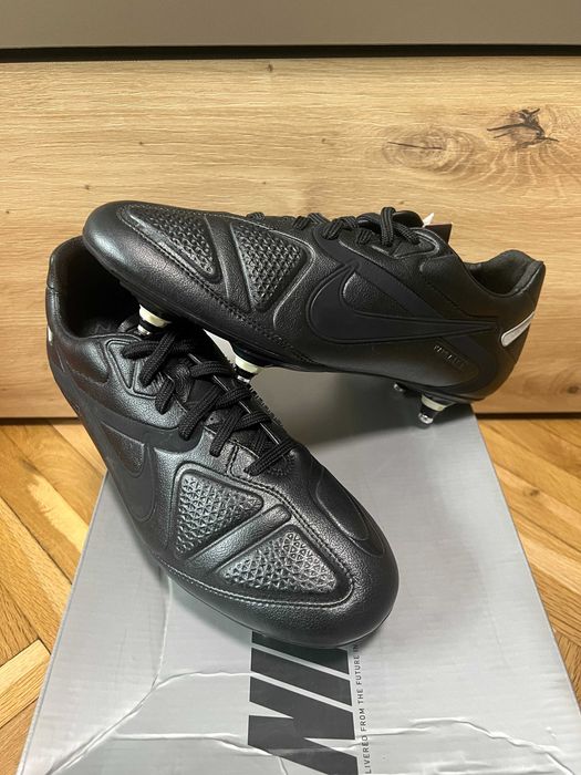 nike CTR360 maestri II бутонки ,калеври ,футболни обувки номер 41