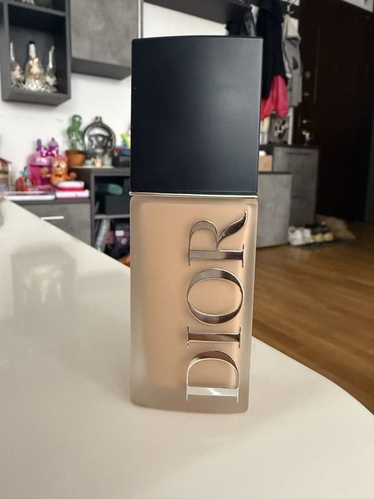 Dior forever skin wear фондьотен