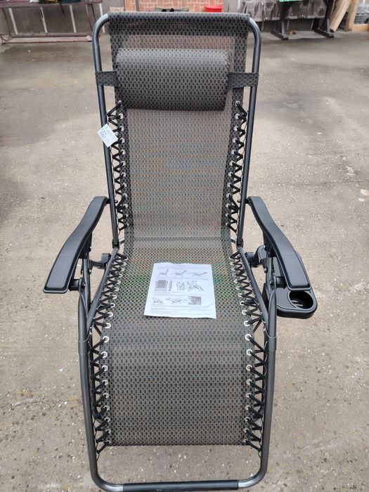 Șezlong reglabil în trei poziti