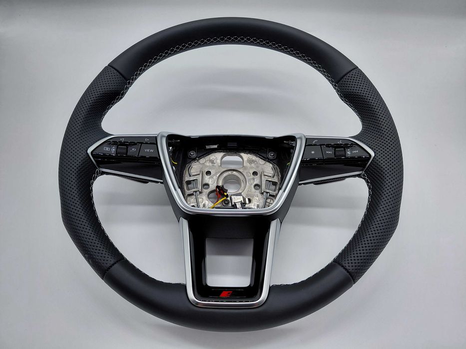 Нов спортен волан S Line за Audi A6 C8 A7 A8 E-tron ​​Q8 E Tron