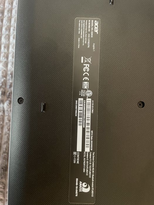 Vind leptop acer Aspire 1