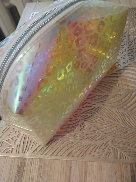 Продам органайзер косметичка