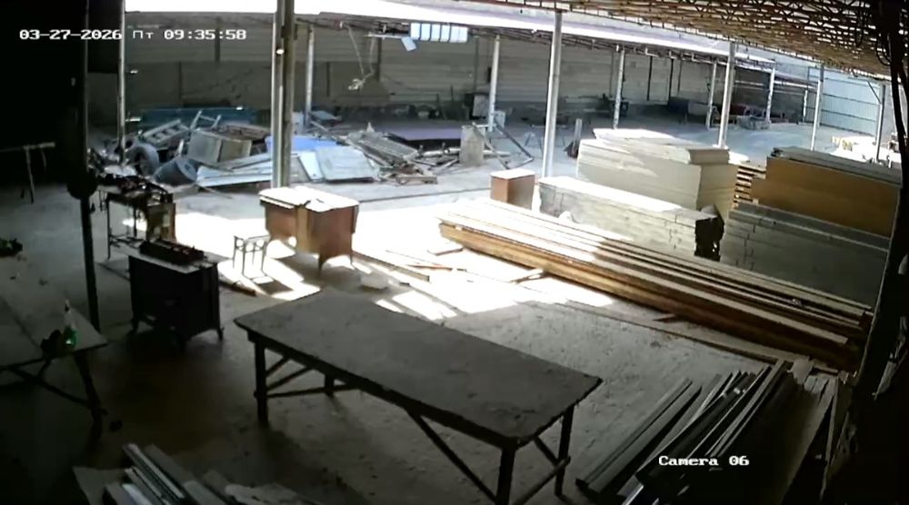 База ёки склад сотилади