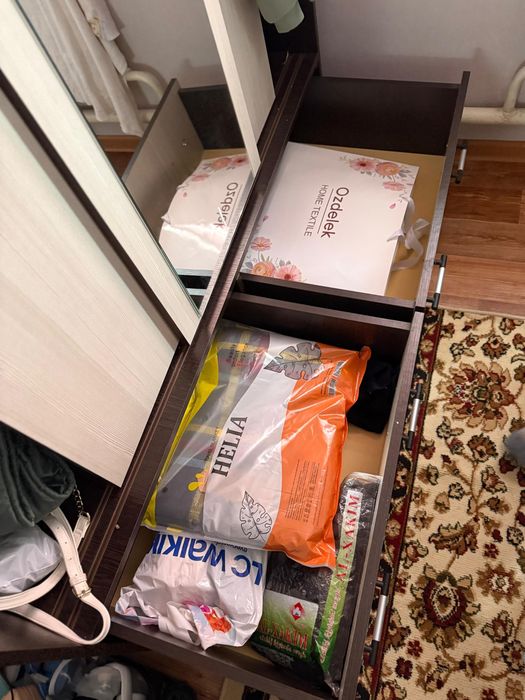 Продам шкаф б/уу