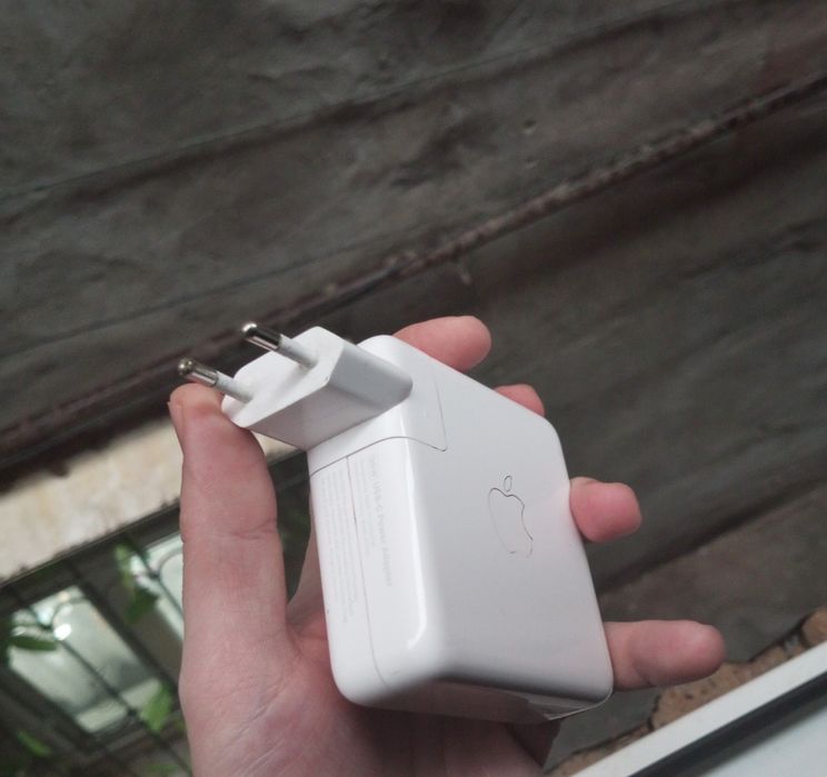 Зарядное устройство Apple 96W блок питания.