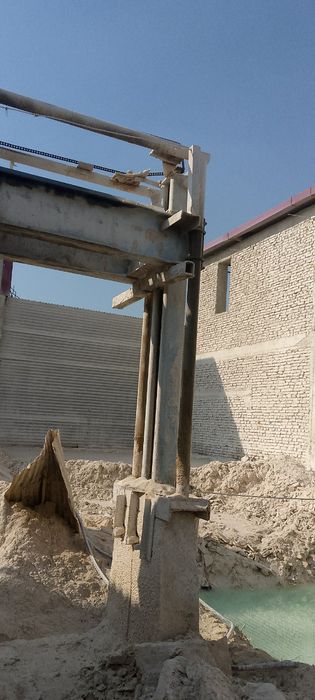 Kran kazlovoy.  Marmar uchun