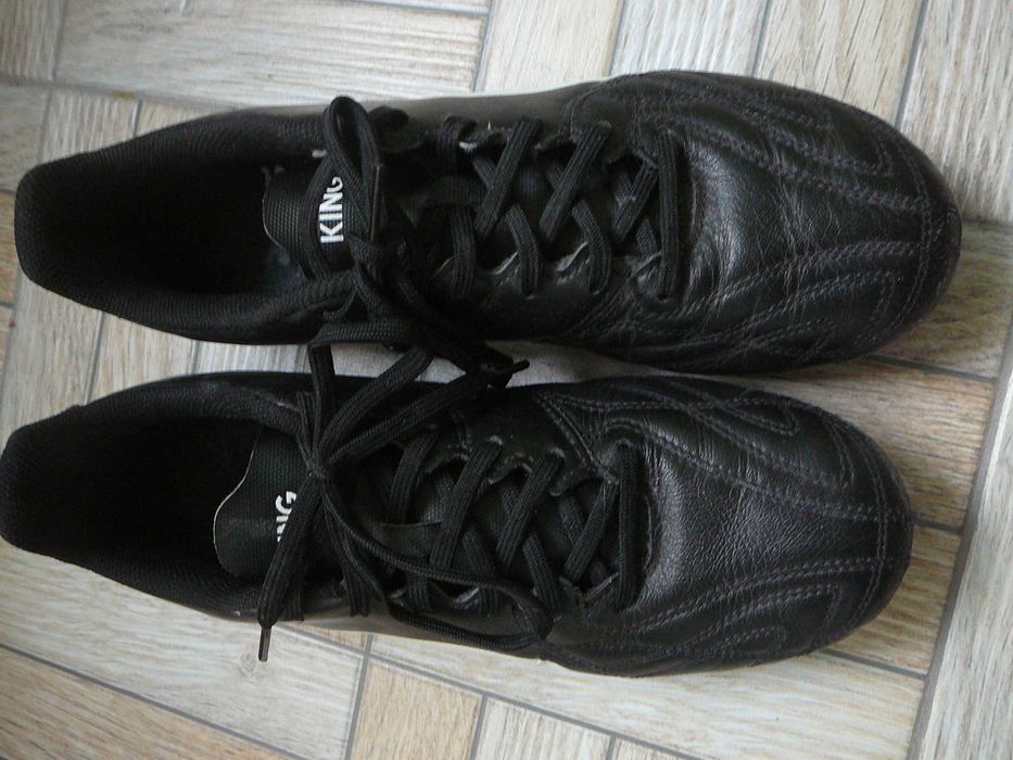 Футболни обувки "Пума"