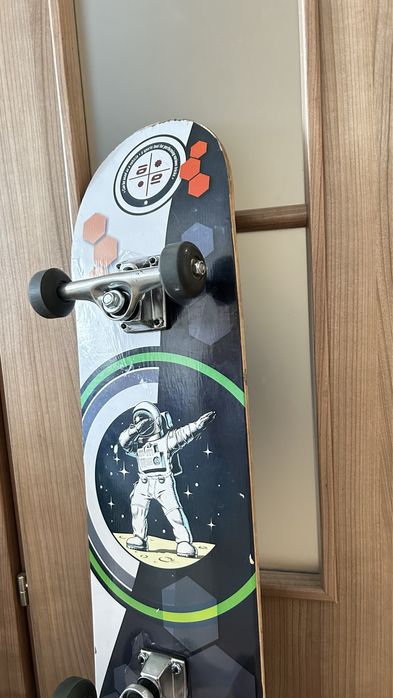 Продам скейтборт