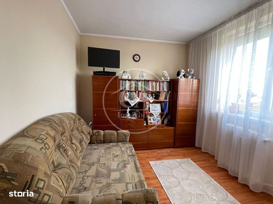 Apartament de vânzare cu 2 camere în zona Velența, Oradea