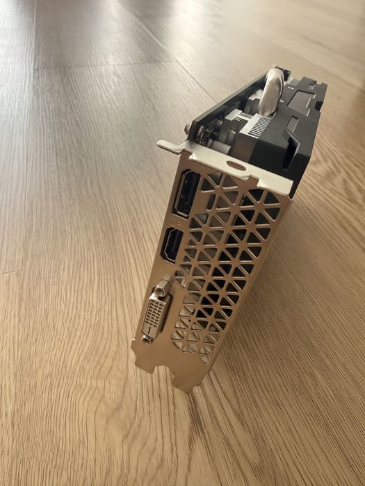Placa video AMD RX 580 2048SP 8GB
