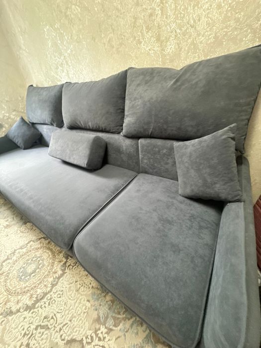 СРОЧНО Продается диван. Цена 170 000 тг