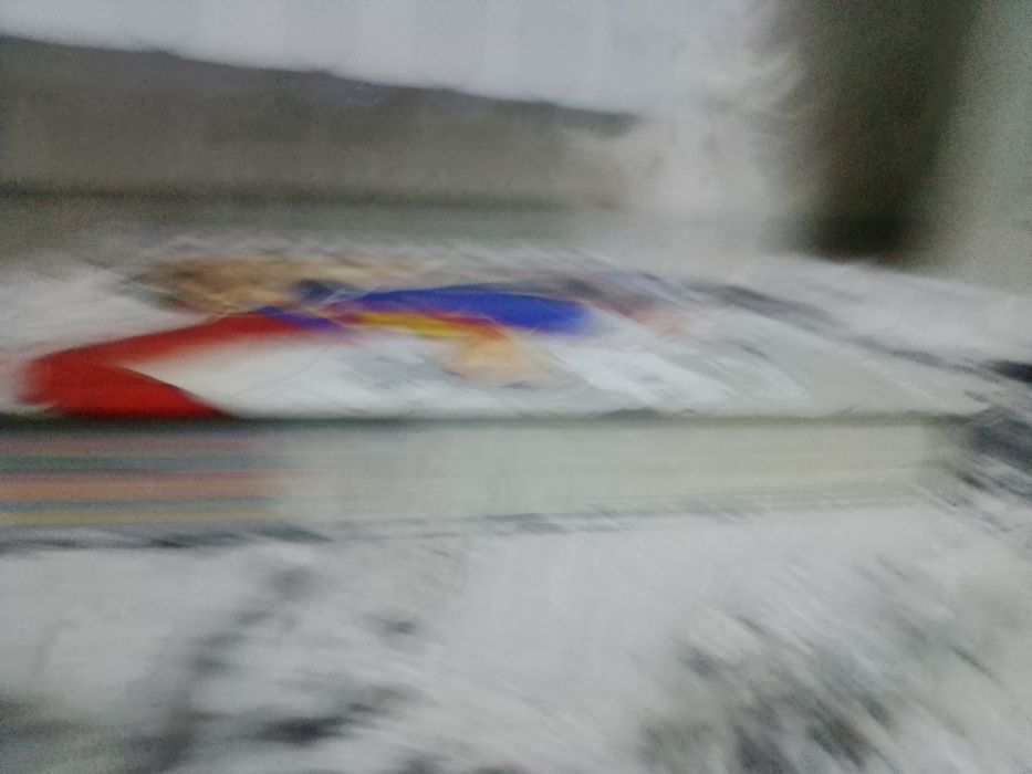 Продам бестселлеер DC COMICS 500 000 тыс сум