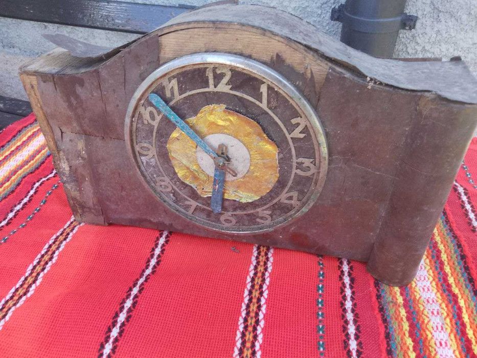 Настолен часовник за реставрация (1938 година)