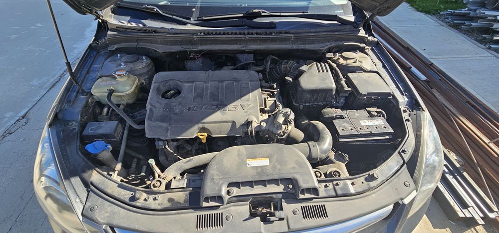 Vand Hyundai i30 2011,155000 km,1.6 crdi 90cp