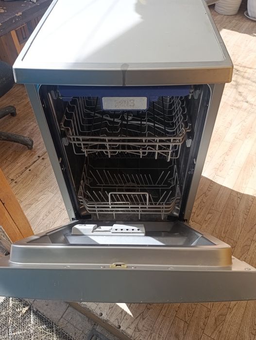 Посудомоечная машина