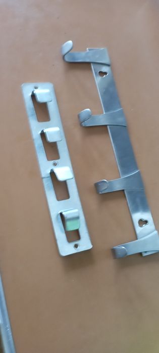 Вешалка металлическая для тех.нужд