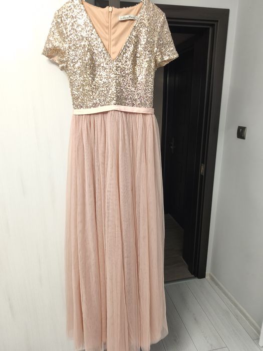 Официална дамска рокля