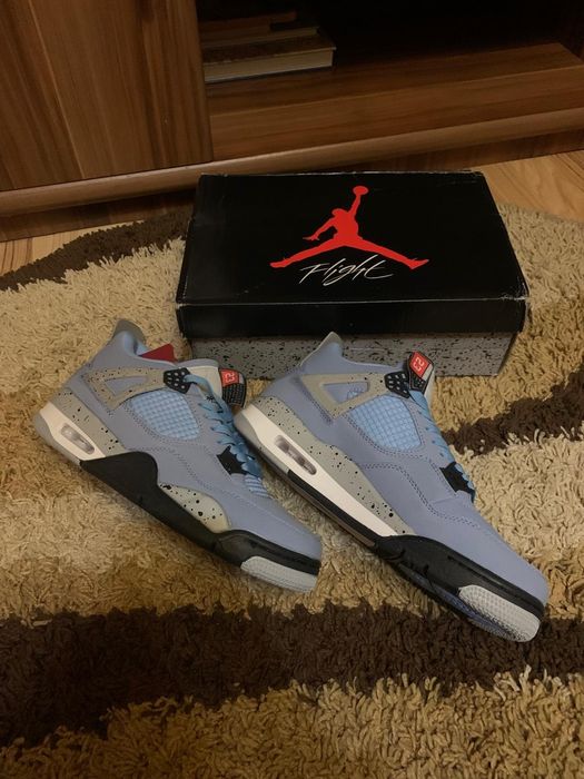 Jordan 4 university blue