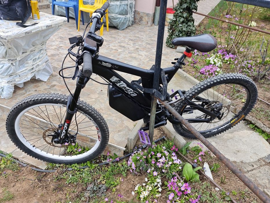 Колело Custom e-DH 52V  Big Hit 2 + TSDZ8 | FOX | Saint | 100km