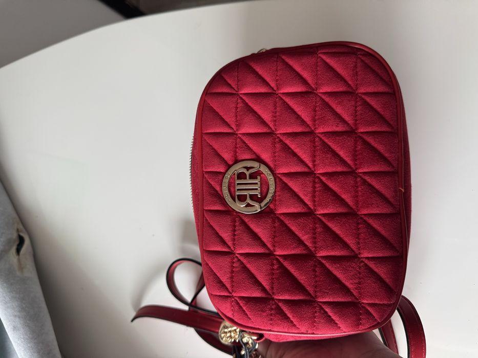 Червена чанта с дълга дръжка и златно лого  River Island